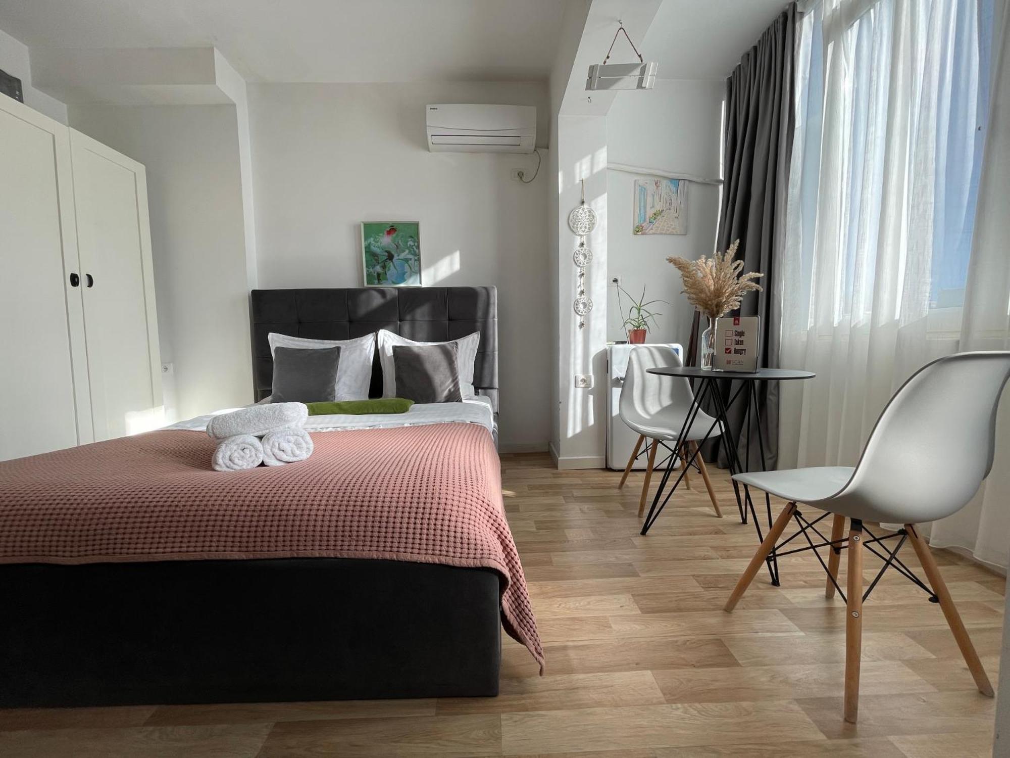 Bricks Studio Apartments Tirana Exteriér fotografie